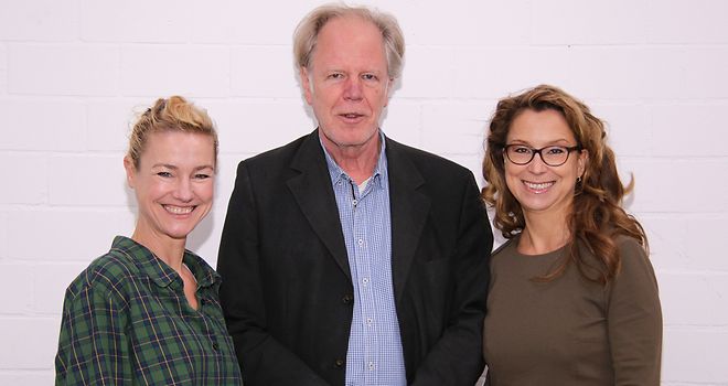 Gruppenfoto Präsidentin Veit, Rhea Harder-Vennewald und Volker Albers